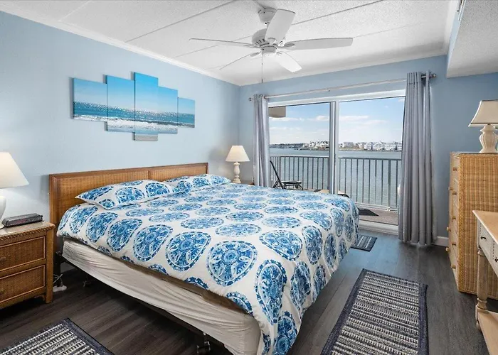 Holiday home One Of A Kind Direct Bay Views From 3 Bedroom At Assateague House! *