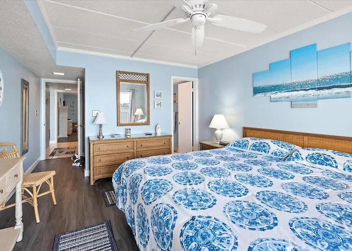 One Of A Kind Direct Bay Views From 3 Bedroom At Assateague House! Holiday home Ocean City