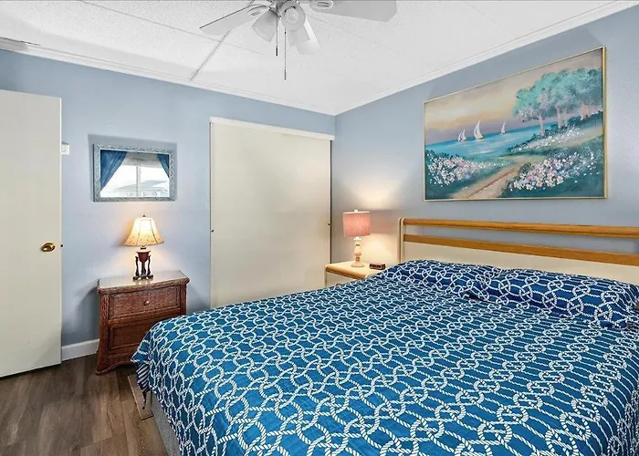 One Of A Kind Direct Bay Views From 3 Bedroom At Assateague House! Ocean City