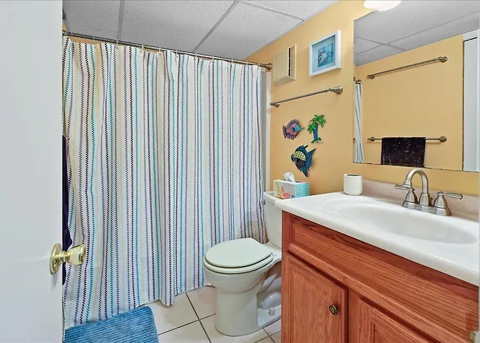 Holiday home One Of A Kind Direct Bay Views From 3 Bedroom At Assateague House!