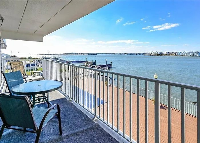 Holiday home One Of A Kind Direct Bay Views From 3 Bedroom At Assateague House! Ocean City