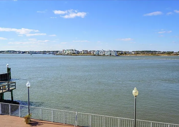 One Of A Kind Direct Bay Views From 3 Bedroom At Assateague House!