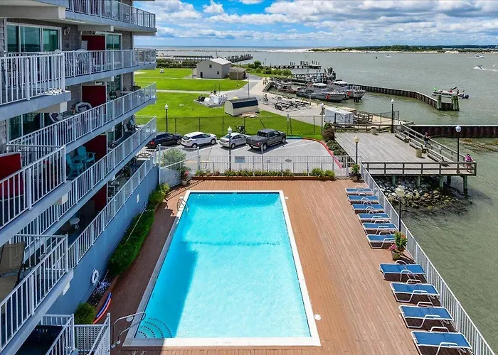 One Of A Kind Direct Bay Views From 3 Bedroom At Assateague House! Holiday home Ocean City
