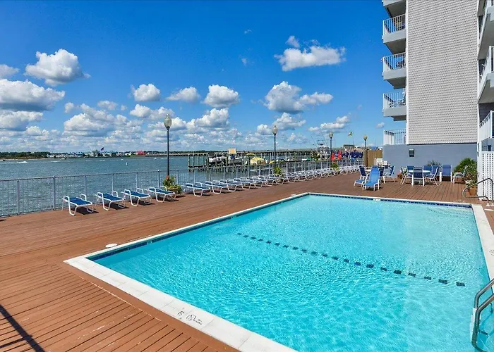 One Of A Kind Direct Bay Views From 3 Bedroom At Assateague House!