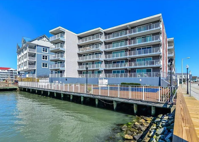 One Of A Kind Direct Bay Views From 3 Bedroom At Assateague House!